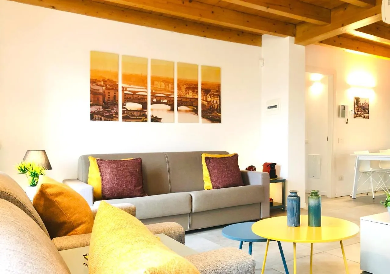 Stepandgo Milano Navigli 아파트
